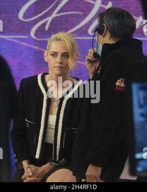 New York, NY, USA. November 2021. Kristen Stewart interviewte am 04. November 2021 in New York City auf NBC's Today für ihren neuen Film Spencer. Quelle: Rw/Media Punch/Alamy Live News Stockfoto