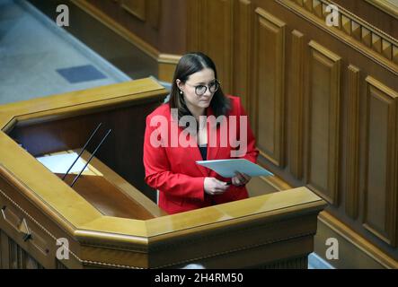 KIEW, UKRAINE - 4. NOVEMBER 2021 - vor kurzem zum ersten stellvertretenden Ministerpräsidenten der Ukraine ernannt - Wirtschaftsministerin der Ukraine Julija Swyrydenko is pic Stockfoto