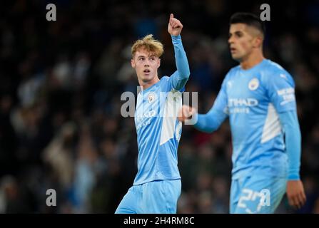 Manchester, Großbritannien. November 2021. Cole Palmer von man City während des UEFA Champions League-Spiels zwischen Manchester City und Club Brugge am 3. November 2021 im Etihad Stadium, Manchester, England. Foto von Andy Rowland. Quelle: Prime Media Images/Alamy Live News Stockfoto