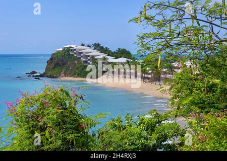 Curtain Bluff Resort auf einem felsigen Vorgebirge entlang der Südküste der Insel Antigua, kleine Antillen in der Karibik Stockfoto