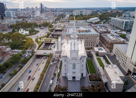 Der Philadelphia Pennsylvania Tempel ist ein Tempel der Kirche Jesu Christi der Heiligen der Letzten Tage im Logan Square Viertel von Philadelphia Stockfoto