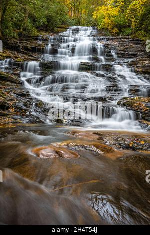 Minnehaha Falls im Chattahoochee National Forest in der Nähe von Lake Rabun in Lakemont, Georgia. (USA) Stockfoto