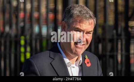 David Gauke, britischer politischer Kommentator, Anwalt und ehemaliger Politiker, der von 2005 bis 2019 Abgeordneter für South West Hertfordshire war. Ehemaliger Justizminister und Lord Chancellor von 2018 bis 2019. Er ließ die konservative Peitsche am 3. September 2019 entfernen und saß bis zur Auflösung als unabhängiger Politiker. Stockfoto