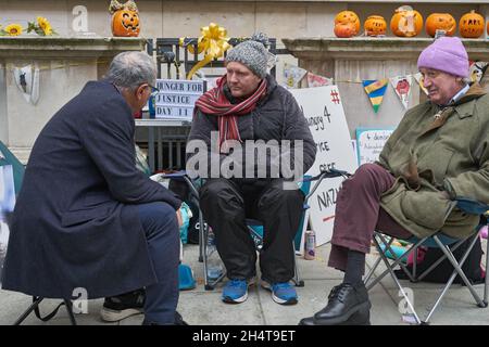 Der Ehemann des inhaftierten britisch-iranischen Nazanin Zaghari-Ratcliffe trat in einen Hungerstreik Stockfoto