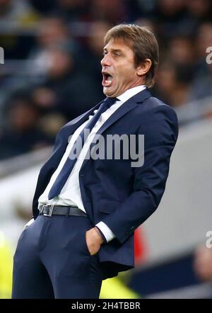 London, Großbritannien. 4. Nov 2021: Tottenhams neuer Cheftrainer Antonio Conte. Quelle: Action Foto Sport/Alamy Live News Stockfoto