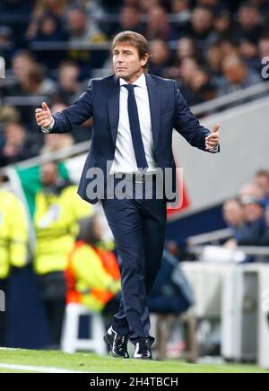 London, Großbritannien. 4. Nov 2021: Tottenhams neuer Cheftrainer Antonio Conte. Quelle: Action Foto Sport/Alamy Live News Stockfoto