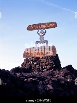 Nationalpark Feuerteufel Schild, Timanfaya Nationalpark, Lanzarote, Kanarische Inseln, Spanien. Stockfoto
