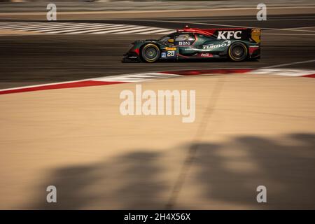 Sakhir, Bahrain. November 2021. 28 Gelael Sean (idn), Vandoorne Stoffel (bel), Blomqvist Tom (gbr), Jota, Oreca 07 - Gibson, Aktion während der 8 Stunden von Bahrain, 6. Runde der FIA-Langstrecken-Weltmeisterschaft 2021, FIA WEC, auf dem Bahrain International Circuit, vom 4. Bis 6. November 2021 in Sakhir, Bahrain - Foto: Germain Hazard/DPPI/LiveMedia Credit: Independent Photo Agency/Alamy Live News Stockfoto