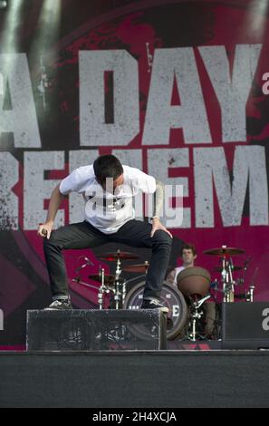 Jeremy McKinnon of A Day to Remember spielt live beim Download Festival in Donnington Park, Leicestershire. Stockfoto