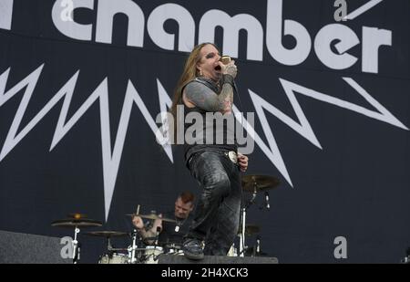 Bradley James 'Dez' Fafara von Coal Chamber spielt live beim Download Festival im Donnington Park, Leicestershire. Stockfoto