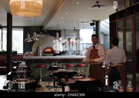 Gesamtansicht von Jamie Oliver's Restaurant ' Fifteen', in London. Stockfoto