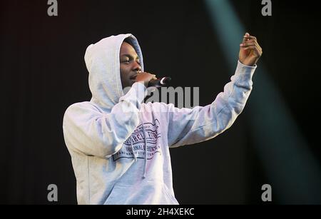 Kendrick Lamar tritt am 1. Tag des V Festivals am 17. August 2013 im Weston Park, England, auf der Bühne auf. Stockfoto