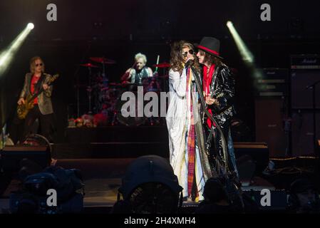 Steven Tyler von Aerosmith live auf der Bühne am 3. Tag beim Download Festival am 15. Juni 2014 - Donington Park Stockfoto