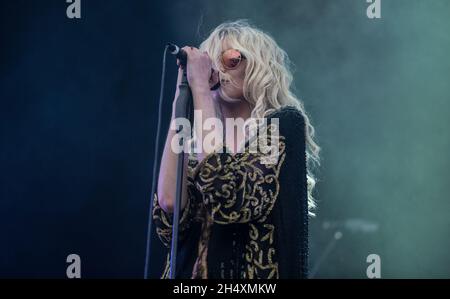 Taylor Momsen von Pretty Reckless live auf der Bühne am 3. Tag beim Download Festival am 15. Juni 2014 - Donington Park Stockfoto