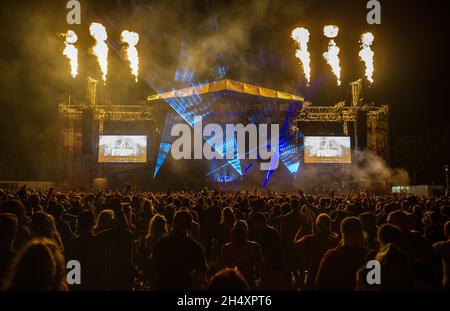 Axwell & Ingrosso live auf der Bühne am 1. Tag des V Festivals am 16. August 2014 im Weston Park, Staffordshire Stockfoto