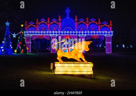 Das Magical Lantern Festival wird im Botanischen Garten in Birmingham, Großbritannien, für die Öffentlichkeit geöffnet. Bilddatum: Freitag, 25. November 2016. Foto: Katja Ogrin/ EMPICS Entertainment. Stockfoto