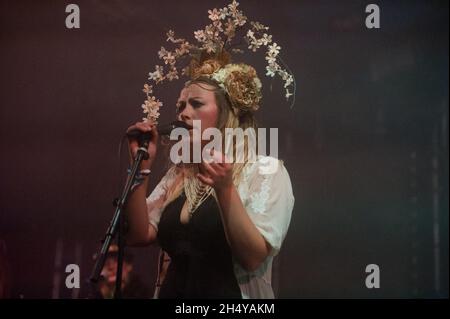 Charlotte Church spielt live auf der Bühne während des Festivals Nr. 6 2017 in Portmeirion, Wales, Großbritannien. Bilddatum: Freitag, 8. September 2017. Foto: Katja Ogrin/ EMPICS Entertainment. Stockfoto