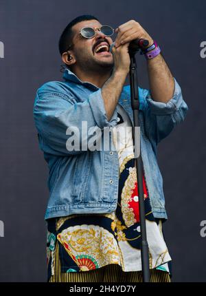 Hamed Sinno von Mashrou' Leila tritt am 3. Tag des All Points East Festivals im Victoria Park am 27. Mai 2018 in London, England, live auf der Bühne auf. Bilddatum: Sonntag, 27. Mai 2018. Foto: Katja Ogrin/ EMPICS Entertainment. Stockfoto