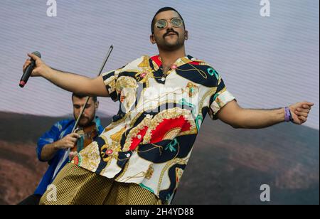 Hamed Sinno von Mashrou' Leila tritt am 3. Tag des All Points East Festivals im Victoria Park am 27. Mai 2018 in London, England, live auf der Bühne auf. Bilddatum: Sonntag, 27. Mai 2018. Foto: Katja Ogrin/ EMPICS Entertainment. Stockfoto