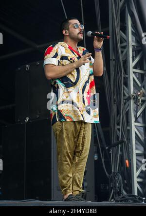 Hamed Sinno von Mashrou' Leila tritt am 3. Tag des All Points East Festivals im Victoria Park am 27. Mai 2018 in London, England, live auf der Bühne auf. Bilddatum: Sonntag, 27. Mai 2018. Foto: Katja Ogrin/ EMPICS Entertainment. Stockfoto