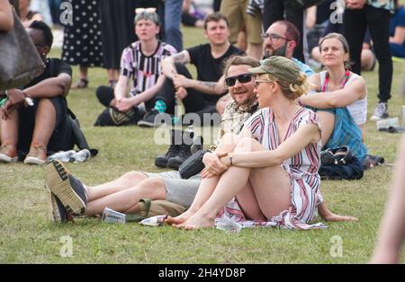 Festivalbesucher am 3. Tag des All Points East Festivals im Victoria Park am 27. Mai 2018 in London, England. Bilddatum: Sonntag, 27. Mai 2018. Foto: Katja Ogrin/ EMPICS Entertainment. Stockfoto