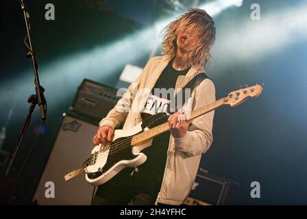 Pretty Vicious tritt am 3. Tag des Leeds Festivals im Bramham Park in Leeds, Großbritannien, auf der Bühne auf. Bilddatum: Sonntag, 26. August 2018. Foto: Katja Ogrin/ EMPICS Entertainment. Stockfoto