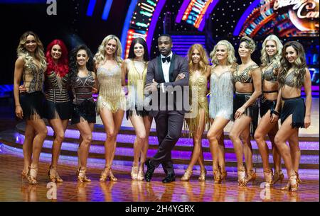 Erz Oduba, Stacey Dooley, Ashley Roberts, Lauren Steadman, Faye Tozer, Janette Manrara, Dianne Buswell, Karen Clifton, Nadiya Bychkova, Luba Mushtuk und Amy Dowden besuchen die Fotowand für die Live-Tour „Strictly Come Dancing“ in der Arena Birmingham am 17. Januar 2019 in Birmingham, England. Bilddatum: Donnerstag, 17. Januar 2019. Foto: Katja Ogrin/ EMPICS Entertainment. Stockfoto