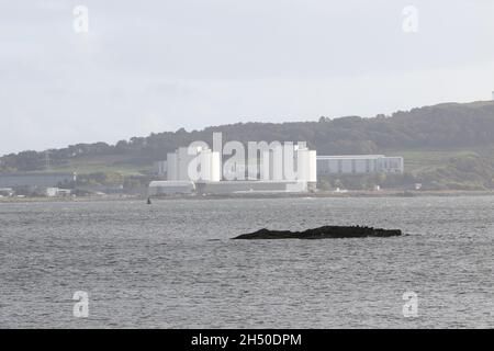 Huntertson Power Stations , Ayrshire, Schottland, von der Insel Great Cumbrae im Firth of Cylde aus gesehen Stockfoto