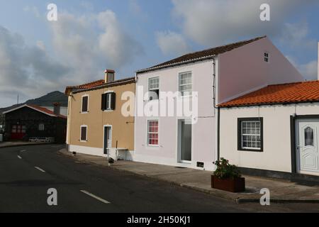 Bunte Häuser, Insel Graciosa, Azoren Stockfoto