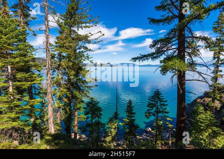 Lake Tahoe vom Rubicon Trail, DL Bliss State Park, Kalifornien, USA Stockfoto