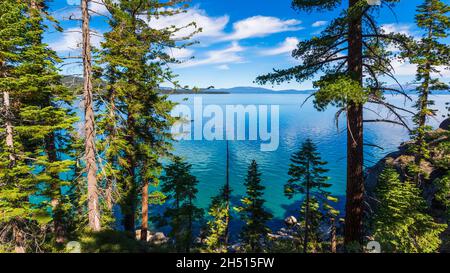 Lake Tahoe vom Rubicon Trail, DL Bliss State Park, Kalifornien, USA Stockfoto