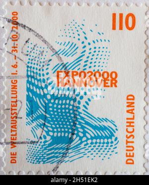 DEUTSCHLAND - UM 1998 : eine Briefmarke aus Deutschland, die Sehenswürdigkeiten in Deutschland zeigt. Expo 2000 Hannover Stockfoto