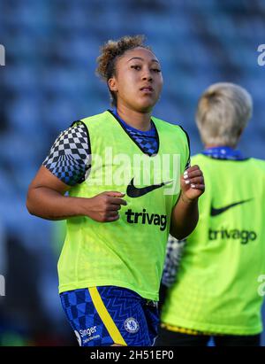 Manchester, Großbritannien. Oktober 2021. Lauren James von Chelsea Women Vorspiel während des Halbfinalmatches des Women's FA Cup zwischen Manchester City Women und Chelsea Women am 31. Oktober 2021 im Academy Stadium, Manchester, Großbritannien. Foto von Andy Rowland. Quelle: Prime Media Images/Alamy Live News Stockfoto
