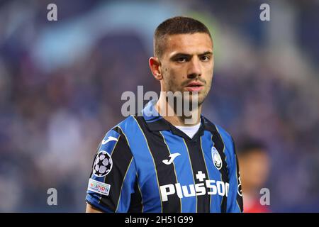 Bergamo, Italien, 2. November 2021. Merih Demiral von Atalanta während des UEFA Champions League-Spiels im Stadio di Bergamo, Bergamo. Bildnachweis sollte lauten: Jonathan Moscrop / Sportimage Stockfoto