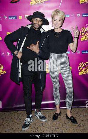 Paris, Frankreich. November 2021. Brahim Zaibat und Katrina Patchett bei der Musicalshow Charlie et La Chocolaterie Premiere am 05. November 2021 im Theatre du Gymnase in Paris, Frankreich. Foto von Aurore Marechal/ABACAPRESS.COM Quelle: Abaca Press/Alamy Live News Stockfoto