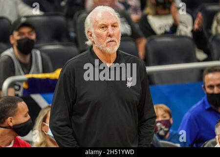 Orlando, Florida, USA, 5. November 2021, San Antonio Spurs Cheftrainer Gregg Popovich im Amway Center. (Foto: Marty Jean-Louis) Quelle: Marty Jean-Louis/Alamy Live News Stockfoto