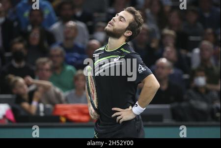 Paris, Frankreich. November 2021. Hugo Gaston aus Frankreich während des Rolex Paris Masters 2021, ATP Masters 1000 Tennisturniers am 5. November 2021 in der Accor Arena in Paris, Frankreich - Foto: Jean Catuffe/DPPI/LiveMedia Kredit: Unabhängige Fotoagentur/Alamy Live News Stockfoto