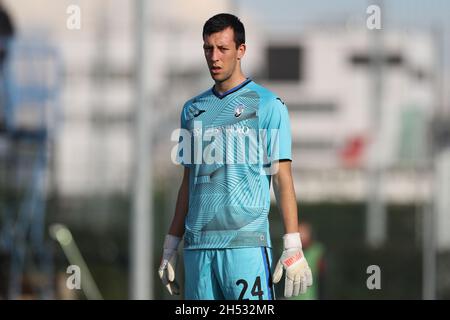 Bergamo, Italien, 2. November 2021. Jacopo Sassi von Atalanta während des UEFA-Jugendliga-Spiels im Centro Sportivo Bortolotti, Bergamo. Bildnachweis sollte lauten: Jonathan Moscrop / Sportimage Stockfoto