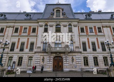 Fassade des Schlosses in Pszczyna Stadt in Schlesien Region von Polen Stockfoto