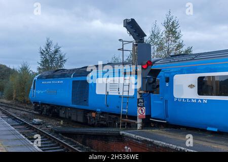 43046 am Bahnsteig 1 am Bahnhof Blackburn, Richtung Midland Pullman 196J, „The Whitby Jet“ Stockfoto