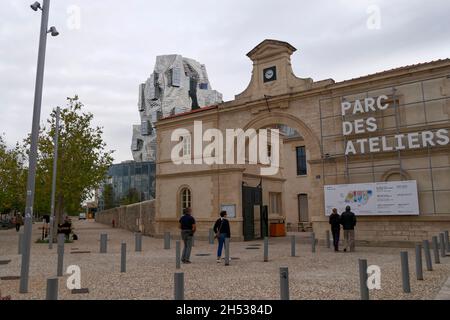 Eintritt zum Parc des Atelers und Frank Gehrys Luma-Turm, Arles, Frankreich Stockfoto