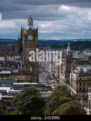 Princes Street und balmoral Hotel in Edinburgh, Schottland Stockfoto