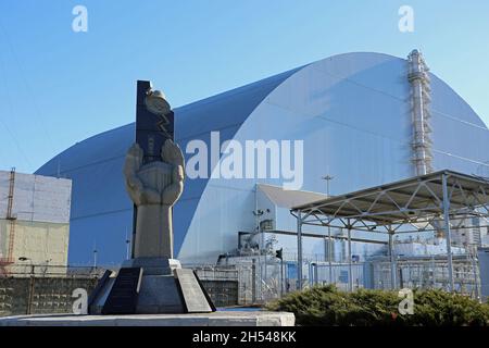 Neue sichere Einhausung am Reaktorstandort in Tschernobyl 2021 Stockfoto