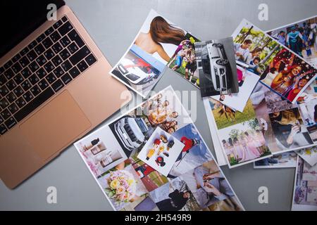 Laptop und ein Bild mit Traum Draufsicht. Stockfoto