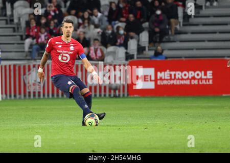 Kapitän LOSC José FONTE 6 während der französischen Meisterschaft Ligue 1 Fußballspiel zwischen LOSC Lille und SCO Angers am 6. November 2021 im Pierre Mauroy Stadion in Villeneuve-d'Ascq bei Lille, Frankreich - Foto Laurent Sanson / LS Medianord / DPPI Stockfoto