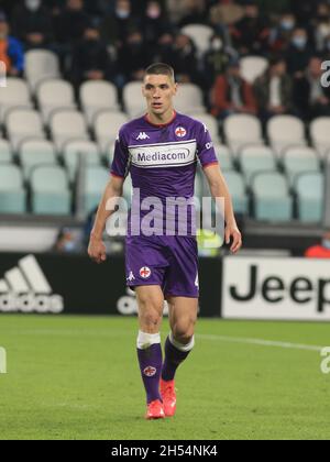 Turin, Italien. November 2021. Nikola Milenkovic (ACF Fiorentina) während Juventus FC vs ACF Fiorentina, italienische Fußballserie A Spiel in Turin, Italien, November 06 2021 Quelle: Independent Photo Agency/Alamy Live News Stockfoto