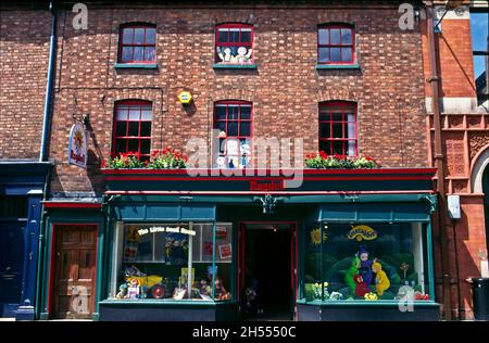 Lug Doll Shop, Stratford-upon-Avon. Ehemaliger Wohnsitz der Teletubbies und der Kindersendung Rosie und Jim UK, die nicht mehr existiert. Stockfoto