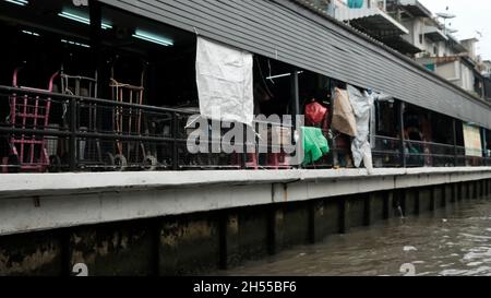 Khlong Saen Saep Boot Pratunam Pier Bangkok Thailand Stockfoto