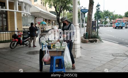 Thanon Ratchadamnoen Klang in Bangkok Thailand Stockfoto