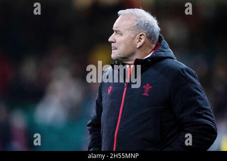 Cheftrainer Wayne Pivac aus Wales vor dem Herbst-Nationenspiel 2021, Rugby-Union-Testspiel zwischen Wales und Südafrika am 6. November 2021 im Fürstentum Stadium in Cardiff, Wales - Foto: Simon King/DPPI/LiveMedia Stockfoto